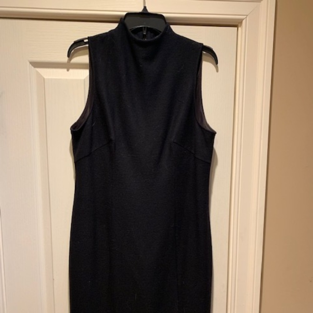 Banana Republic Sleeveless Wool Sheath